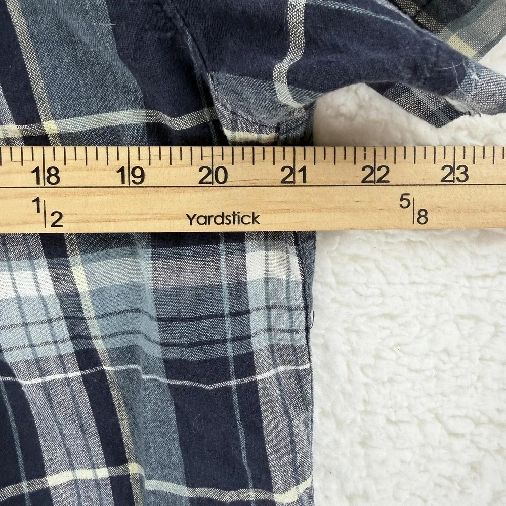 The North Face Shirt Mens Medium Blue Plaid‎ Short Sleeve Button Front